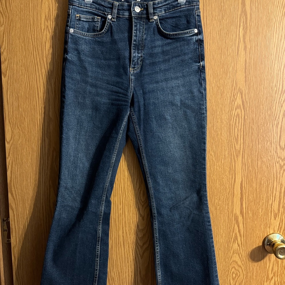Zara Blue Ankle Cropped Jeans